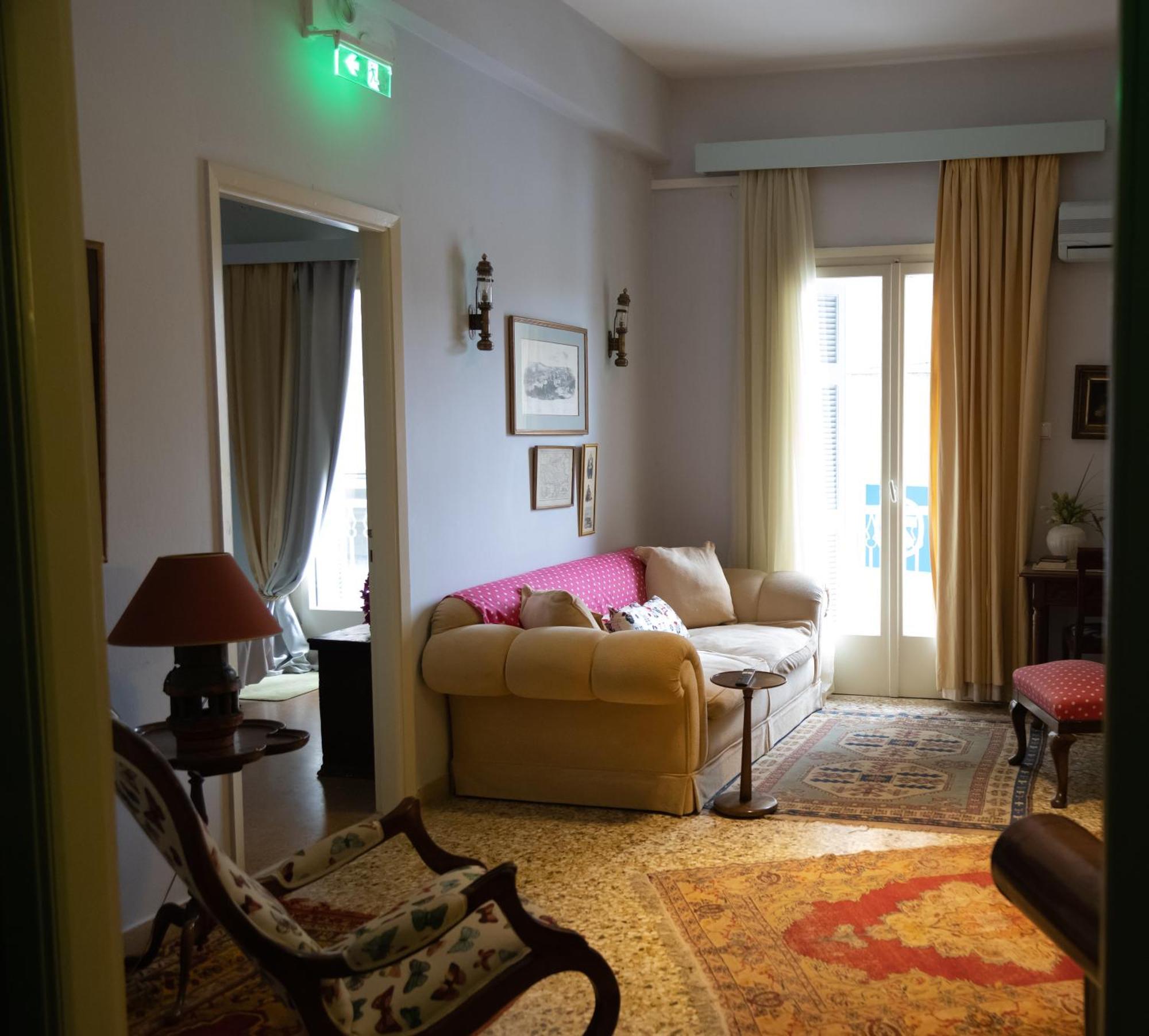 Marina'S Bright Getaway - Nafplio Center House Apartment Exterior foto